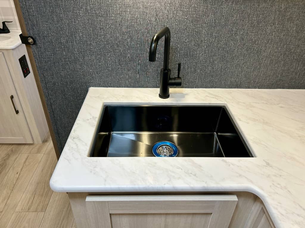 2026 Forest River 2026 Forest River Surveyor Camp Series - thumbnail 13