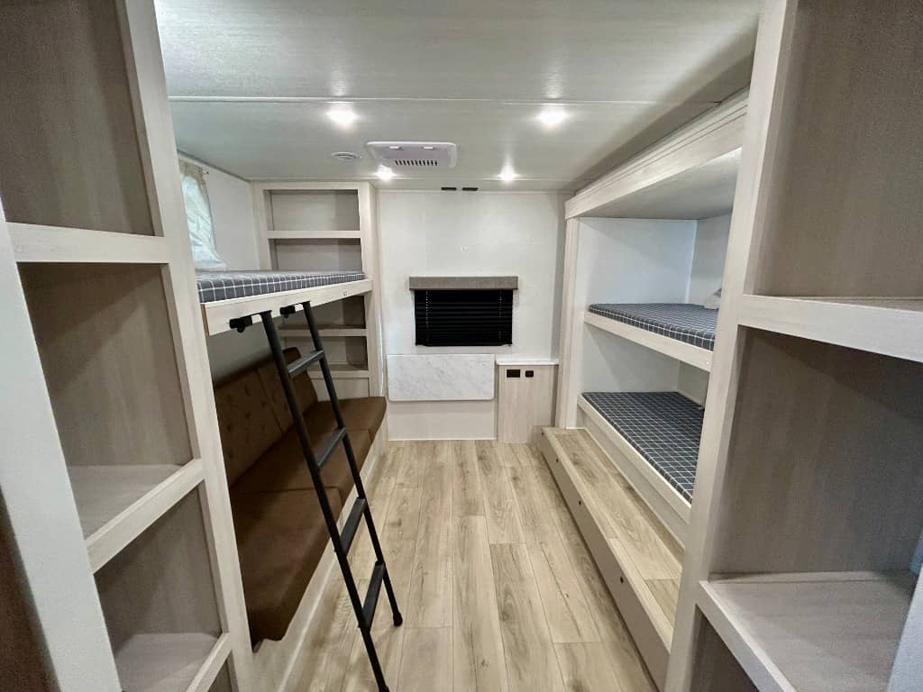 2026 Forest River 2026 Forest River Surveyor Camp Series - thumbnail 18