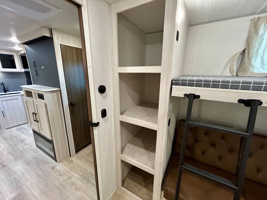 2026 Forest River 2026 Forest River Surveyor Camp Series - thumbnail 21