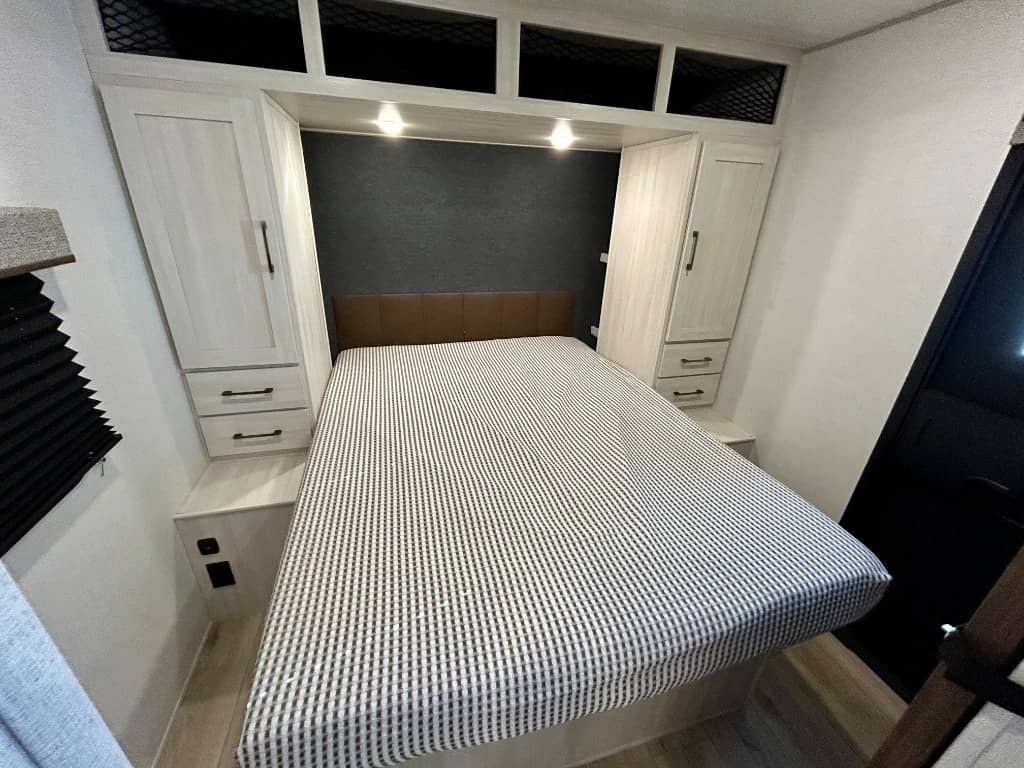 2026 Forest River 2026 Forest River Surveyor Camp Series - thumbnail 23