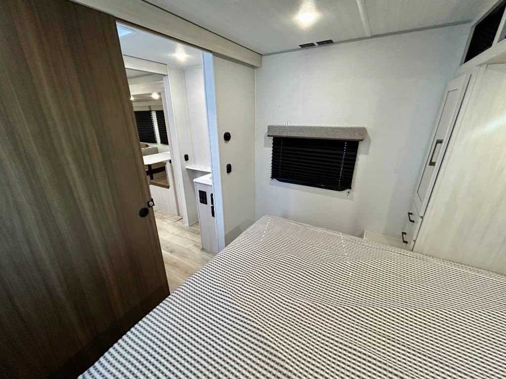 2026 Forest River 2026 Forest River Surveyor Camp Series - thumbnail 26