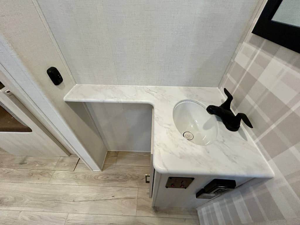 2026 Forest River 2026 Forest River Surveyor Camp Series - thumbnail 30