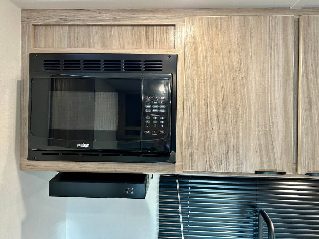 2025 Winnebago 2025 Winnebago Access - thumbnail 12