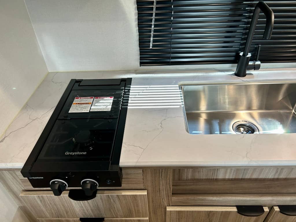 2025 Winnebago 2025 Winnebago Access - thumbnail 14