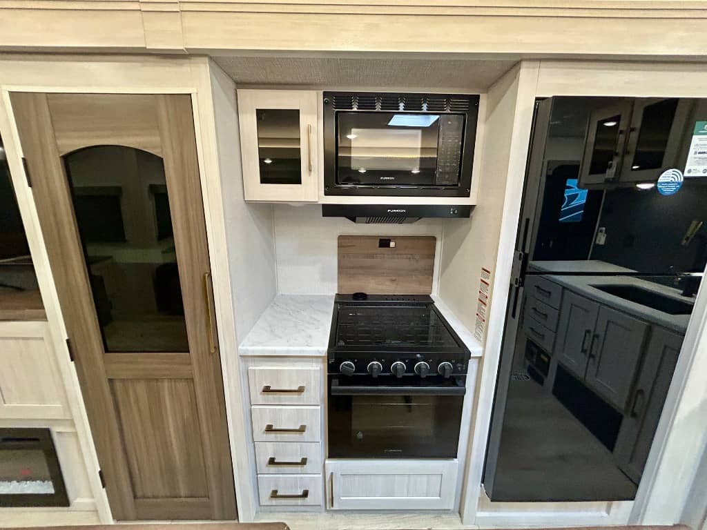 2026 Forest River 2026 Forest River Grand Surveyor - thumbnail 15