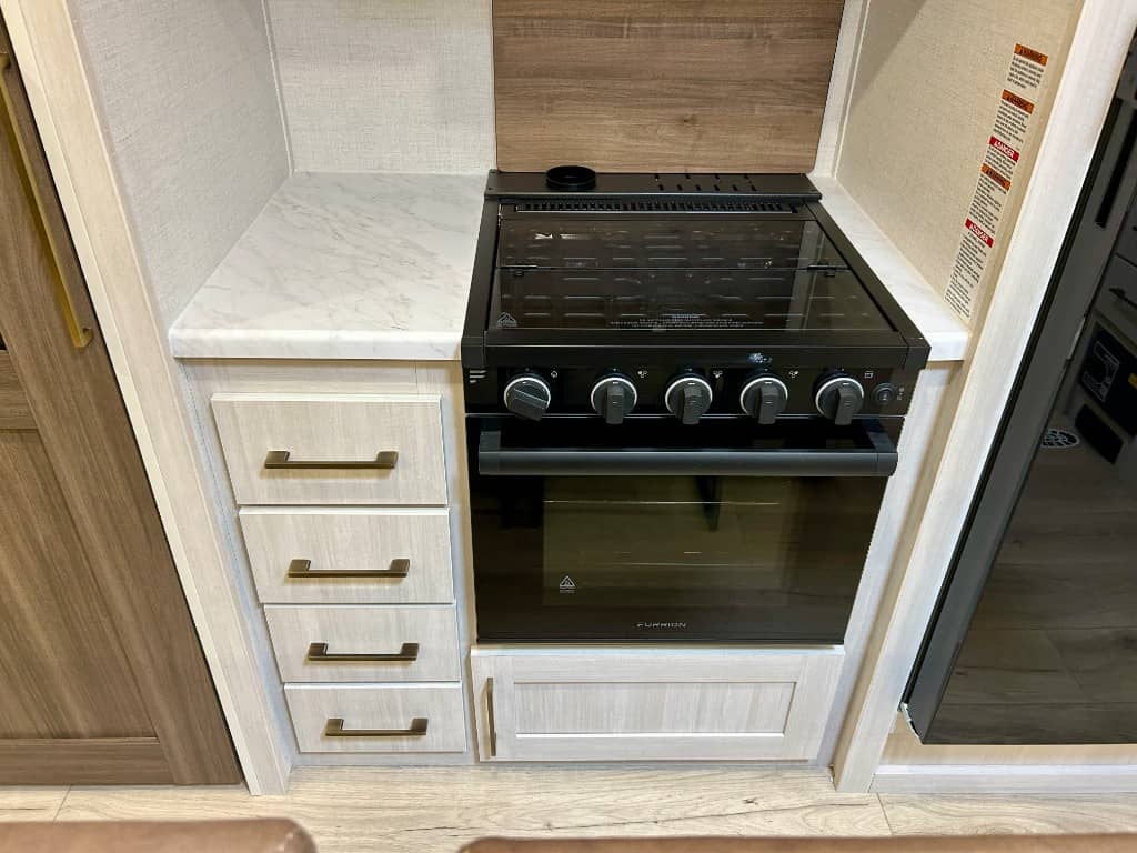 2026 Forest River 2026 Forest River Grand Surveyor - thumbnail 17