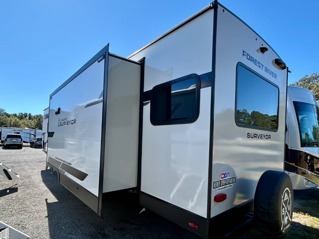 2026 Forest River 2026 Forest River Grand Surveyor - thumbnail 43