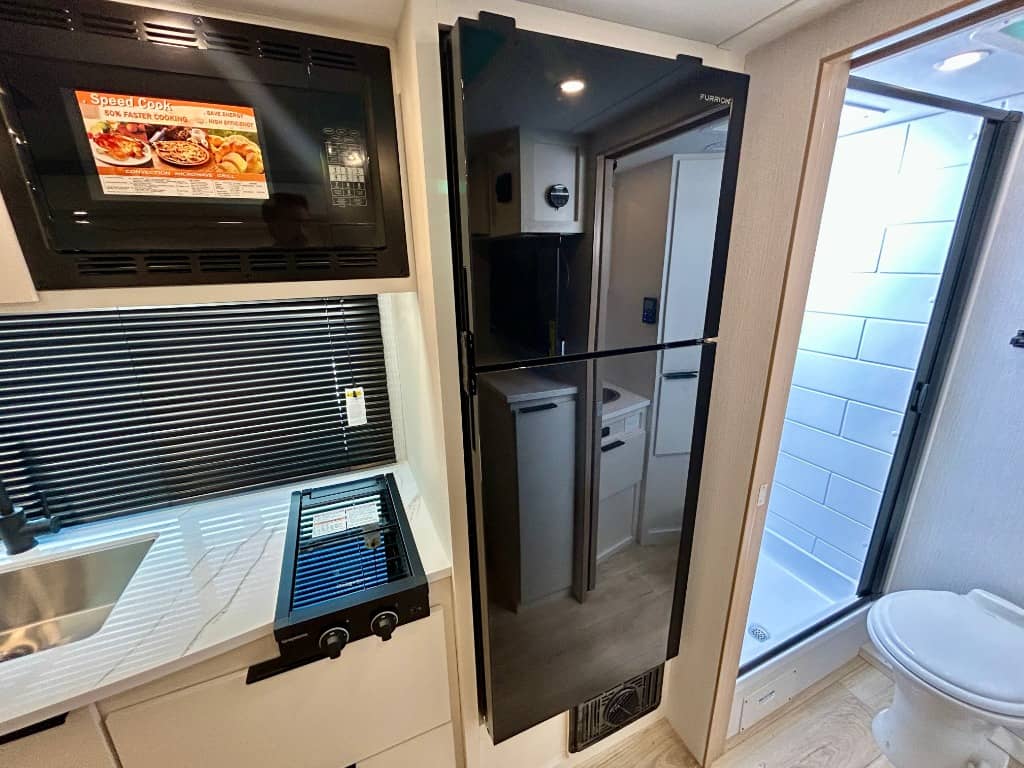 2026 Winnebago 2026 Winnebago Micro Minnie - thumbnail 13