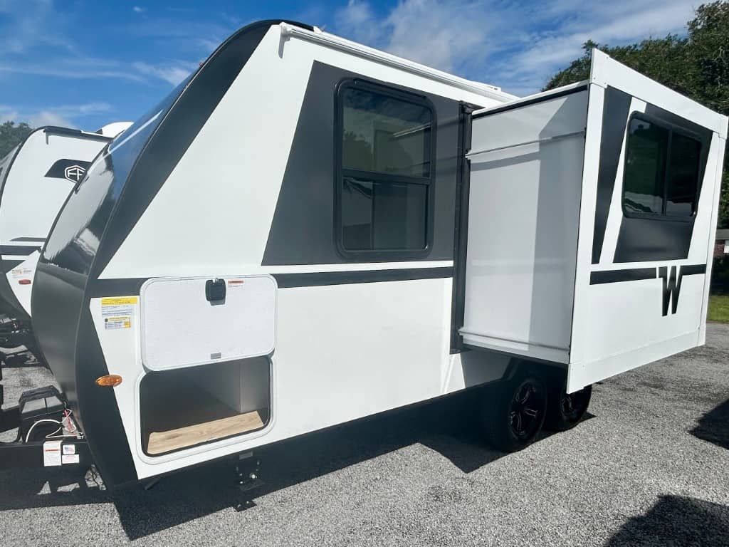 2026 Winnebago 2026 Winnebago Micro Minnie - thumbnail 28