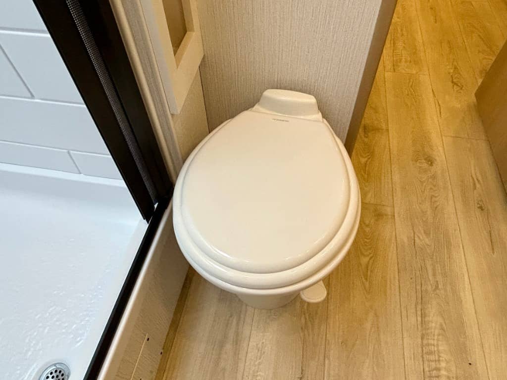 2026 Winnebago 2026 Winnebago Thrive - thumbnail 29