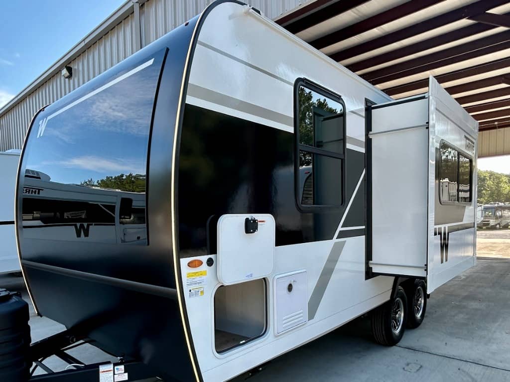 2026 Winnebago 2026 Winnebago Thrive - thumbnail 30