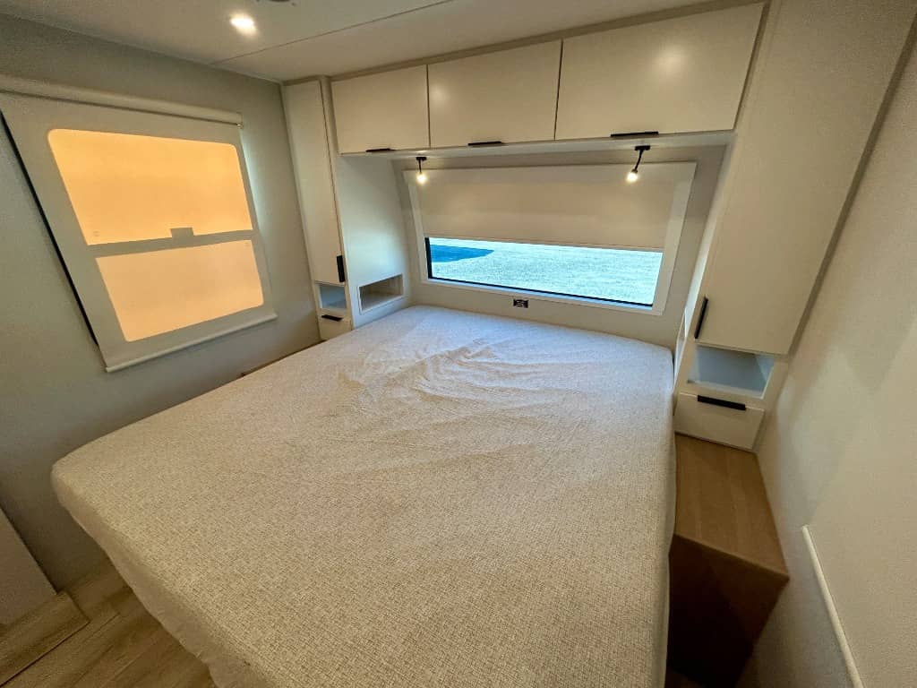 2026 Winnebago 2026 Winnebago Thrive - thumbnail 20