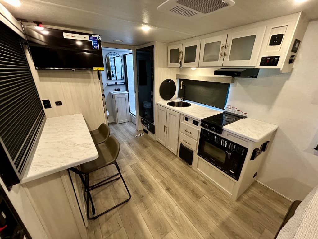 2026 Forest River 2026 Forest River R-Pod - thumbnail 3