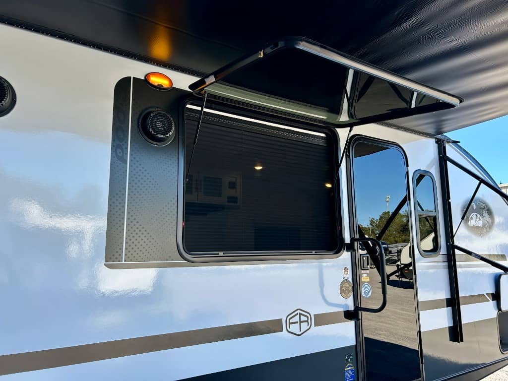 2026 Forest River 2026 Forest River R-Pod - thumbnail 30