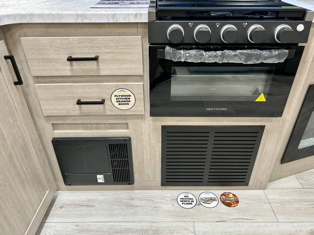 2026 East to West 2026 East to West Della Terra - thumbnail 14