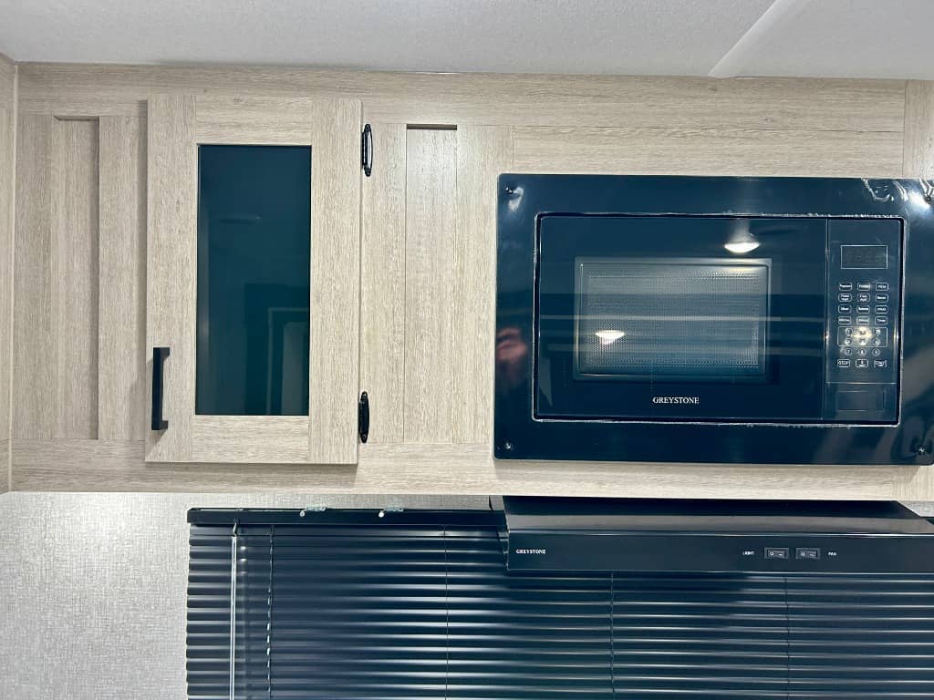 2026 East to West 2026 East to West Della Terra - thumbnail 16