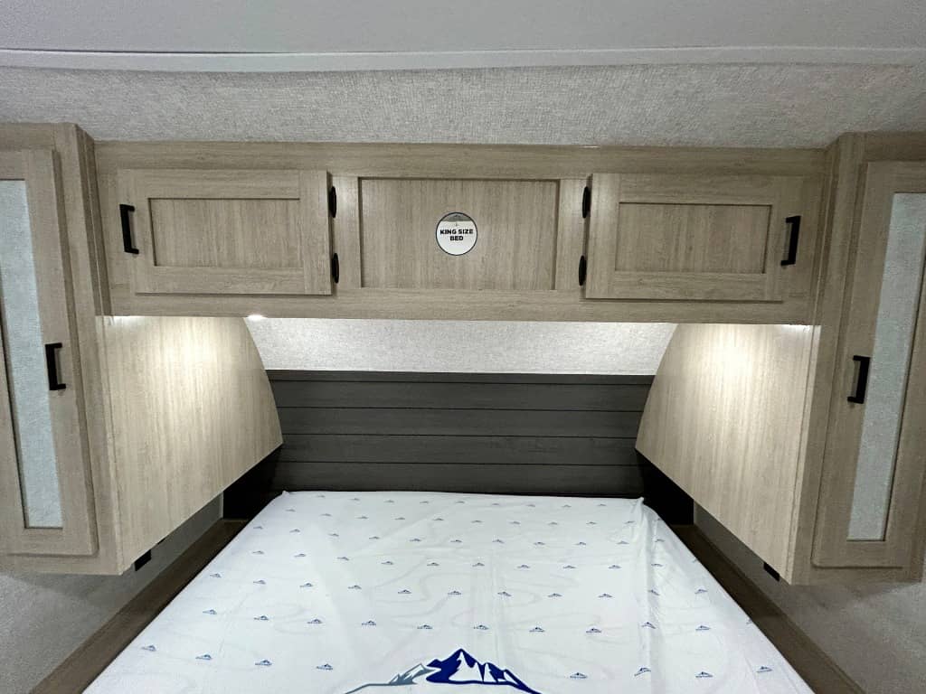 2026 East to West 2026 East to West Della Terra - thumbnail 22