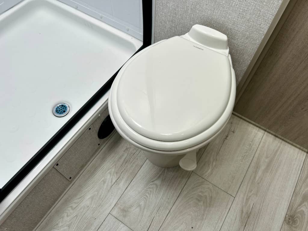 2026 East to West 2026 East to West Della Terra - thumbnail 31