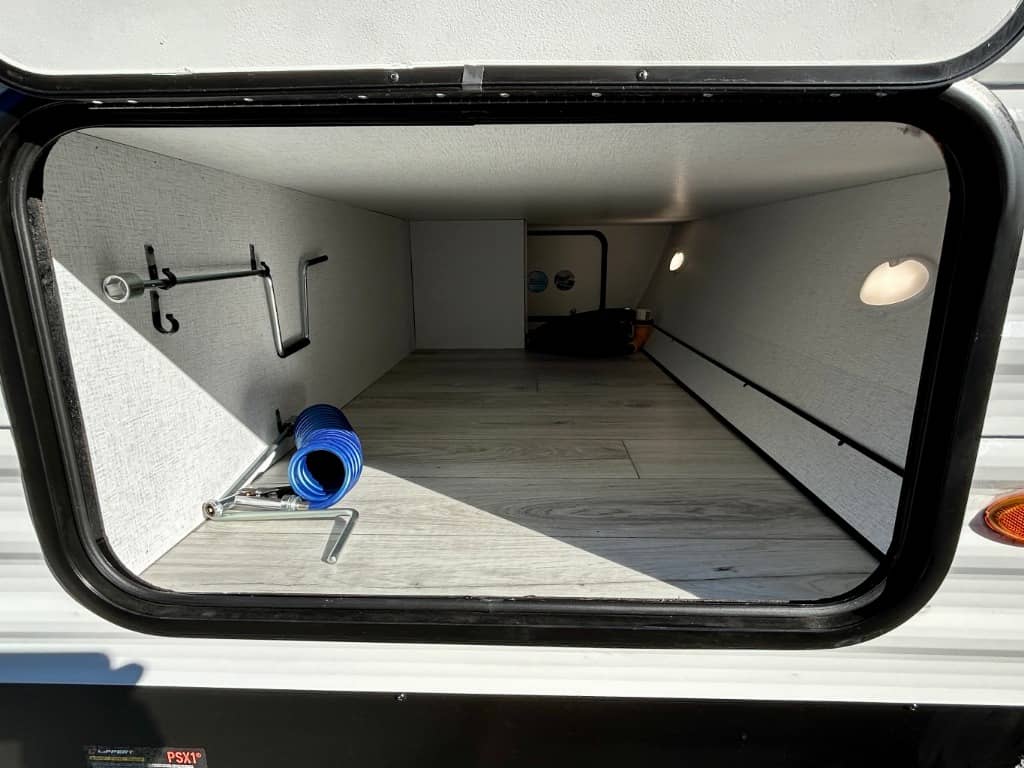 2026 East to West 2026 East to West Della Terra - thumbnail 33