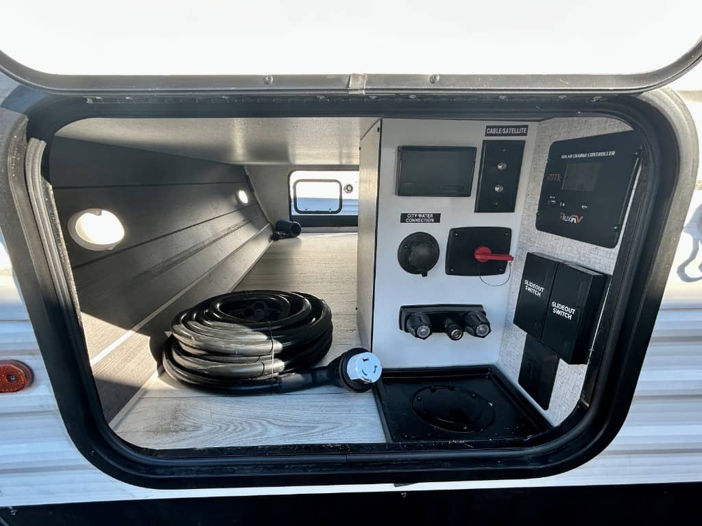 2026 East to West 2026 East to West Della Terra - thumbnail 39