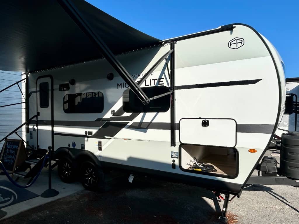 2026 Forest River 2026 Forest River Flagstaff Micro Lite - thumbnail 1