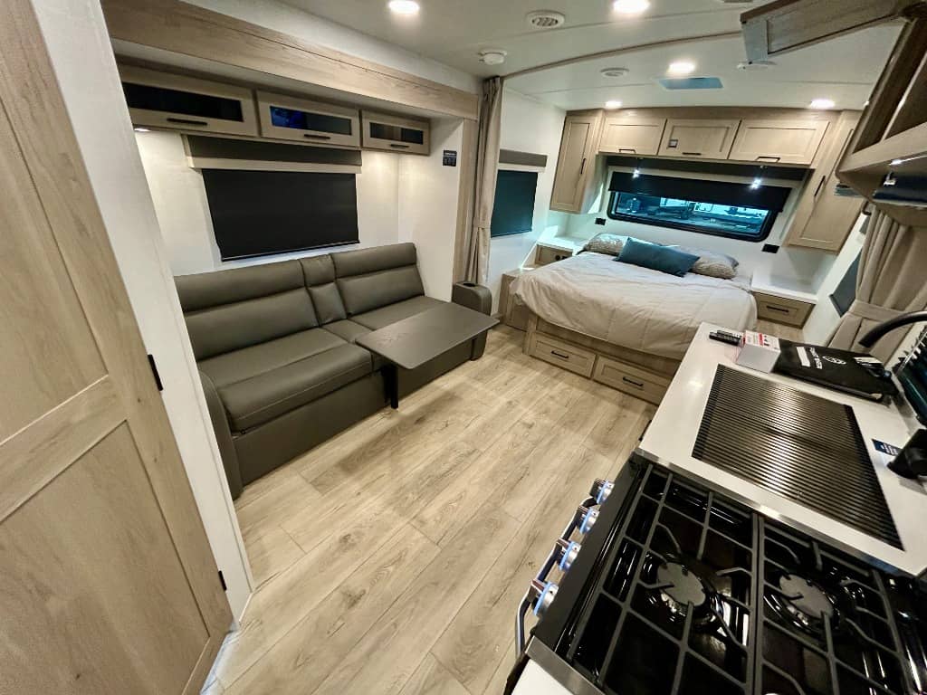 2026 Forest River 2026 Forest River Flagstaff Micro Lite - thumbnail 3