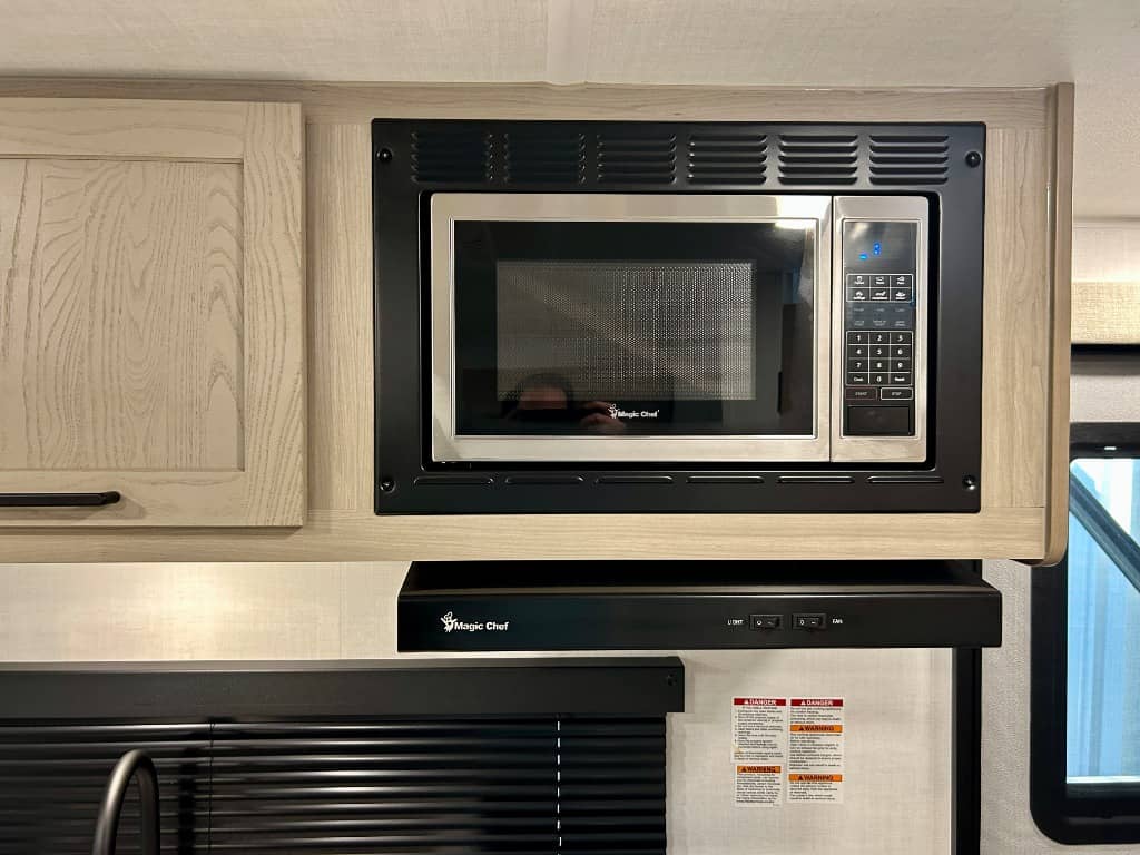 2026 Forest River 2026 Forest River Flagstaff Micro Lite - thumbnail 16