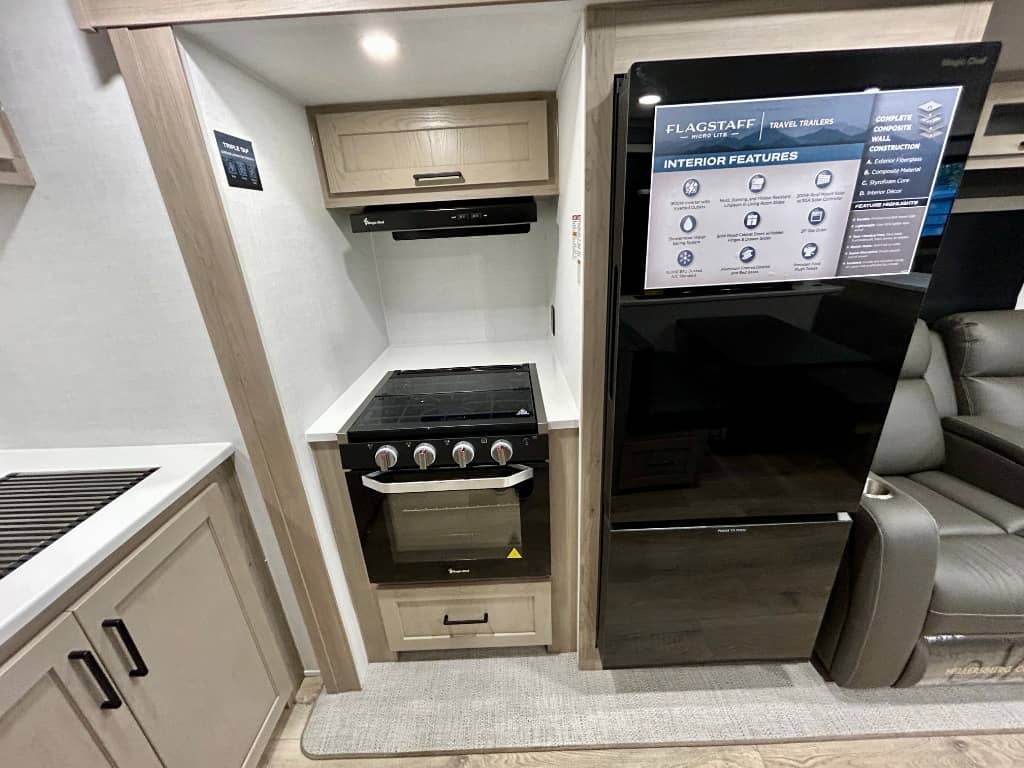 2026 Forest River 2026 Forest River Flagstaff Micro Lite - thumbnail 13