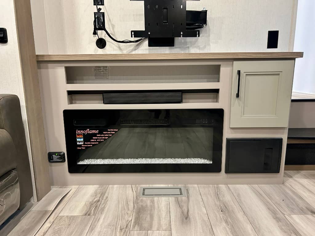 2026 KZ RV 2026 KZ RV Durango Half-Ton - thumbnail 9