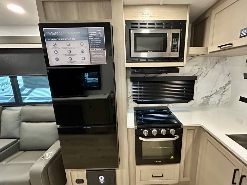 2026 Forest River 2026 Forest River Flagstaff Super Lite Platinum - thumbnail 9