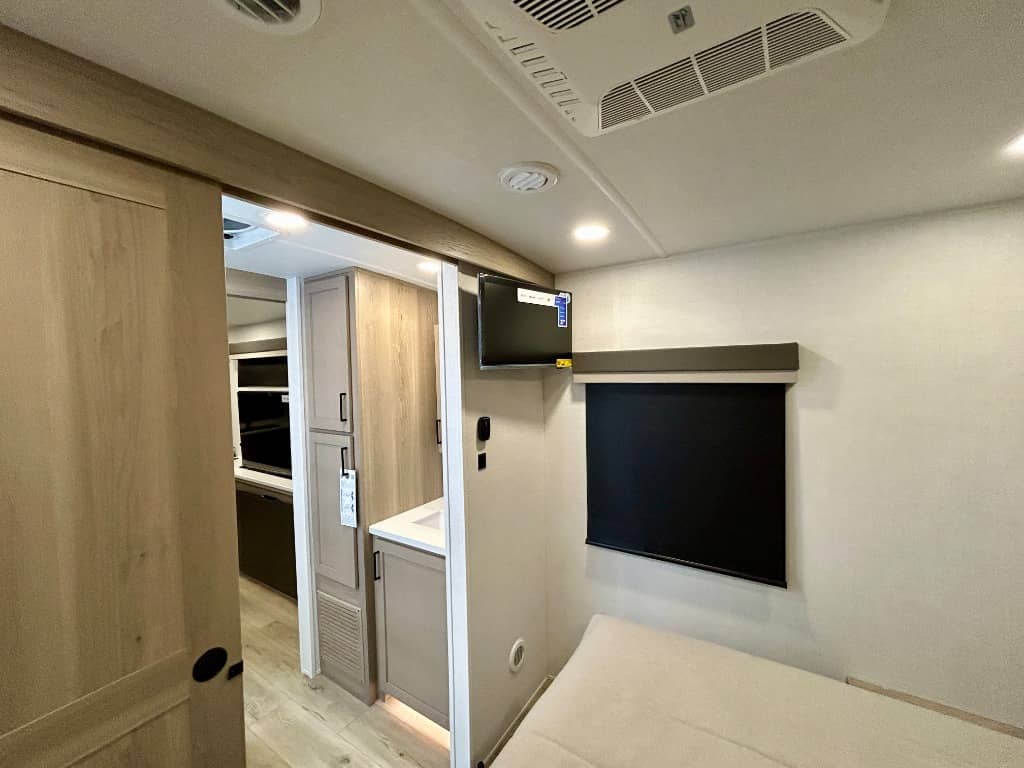 2026 Forest River 2026 Forest River Flagstaff Super Lite Platinum - thumbnail 22