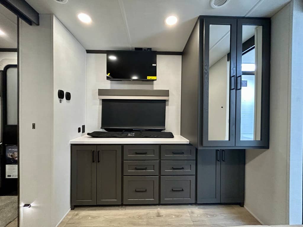 2026 Forest River 2026 Forest River Flagstaff Classic - thumbnail 22