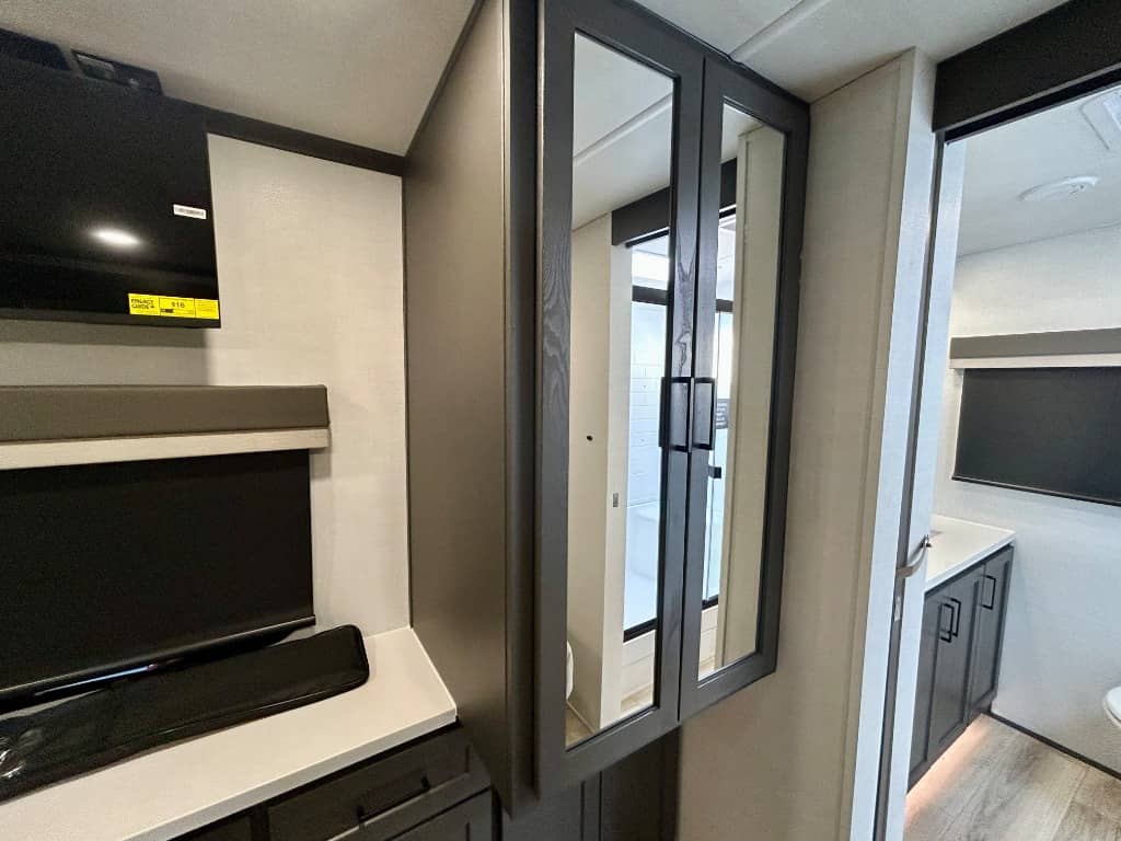 2026 Forest River 2026 Forest River Flagstaff Classic - thumbnail 25