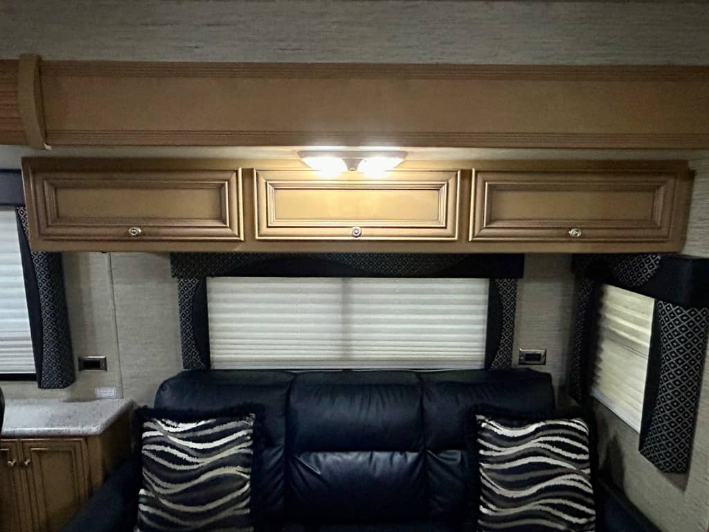 2016 Newmar 2016 Newmar Bay Star Sport - thumbnail 9