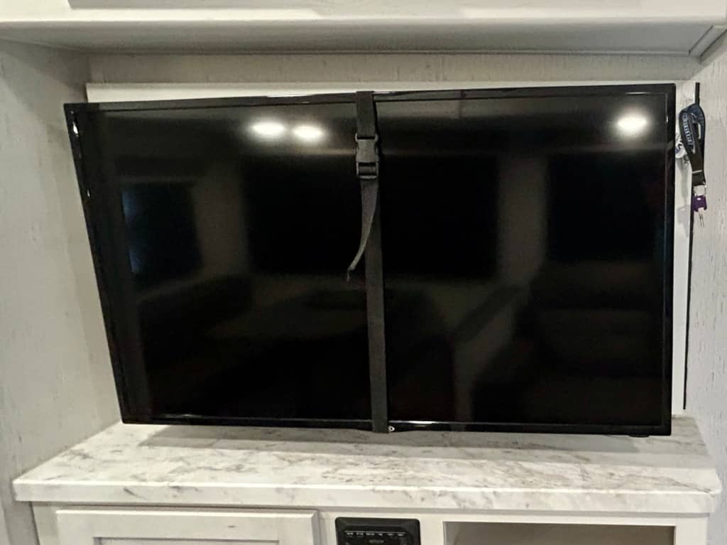 2025 Dutchmen 2025 Dutchmen Astoria - thumbnail 19