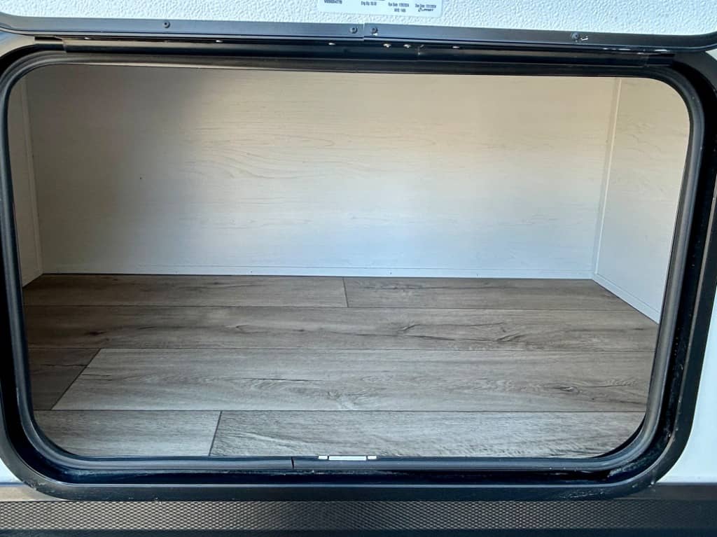 2025 Dutchmen 2025 Dutchmen Astoria - thumbnail 38