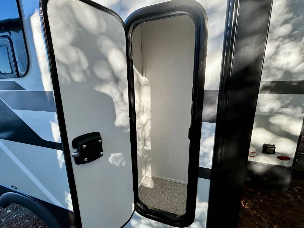 2026 Forest River 2026 Forest River Flagstaff Micro Lite - thumbnail 37