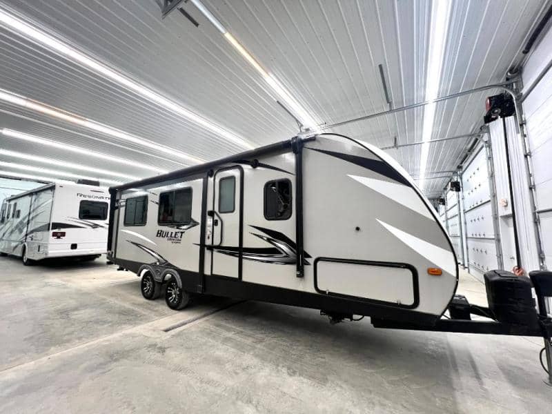 2020 Keystone RV 2020 Keystone RV Bullet - thumbnail 3