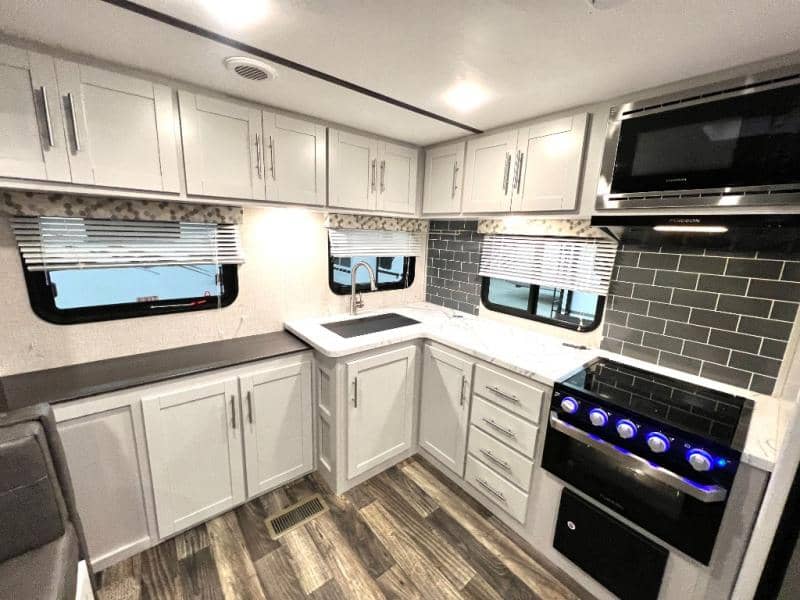 2020 Keystone RV 2020 Keystone RV Bullet - thumbnail 14