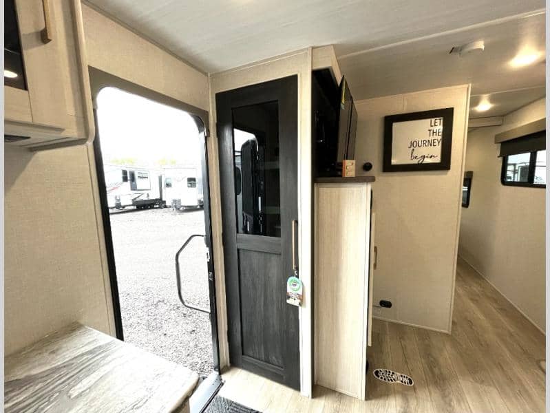 2024 Forest River 2024 Forest River Surveyor Legend - thumbnail 21