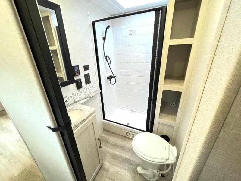 2024 Forest River 2024 Forest River Surveyor Legend - thumbnail 35