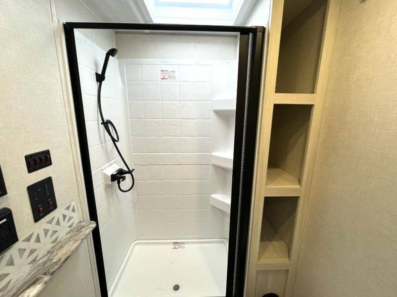 2024 Forest River 2024 Forest River Surveyor Legend - thumbnail 37