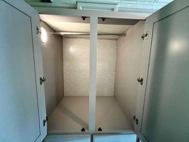 2023 Thor Motor Coach 2023 Thor Motor Coach Challenger - thumbnail 62