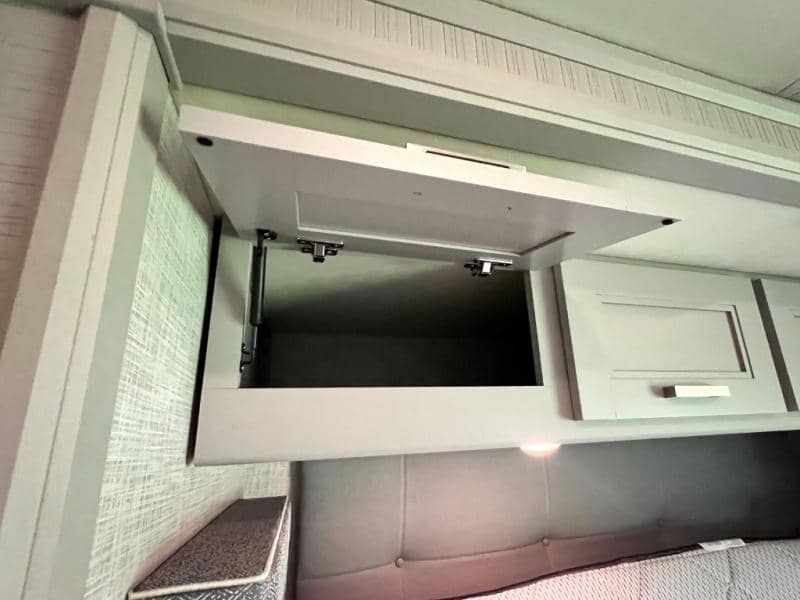 2023 Thor Motor Coach 2023 Thor Motor Coach Challenger - thumbnail 67