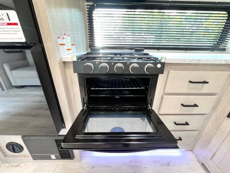 2025 East to West 2025 East to West Alta - thumbnail 38