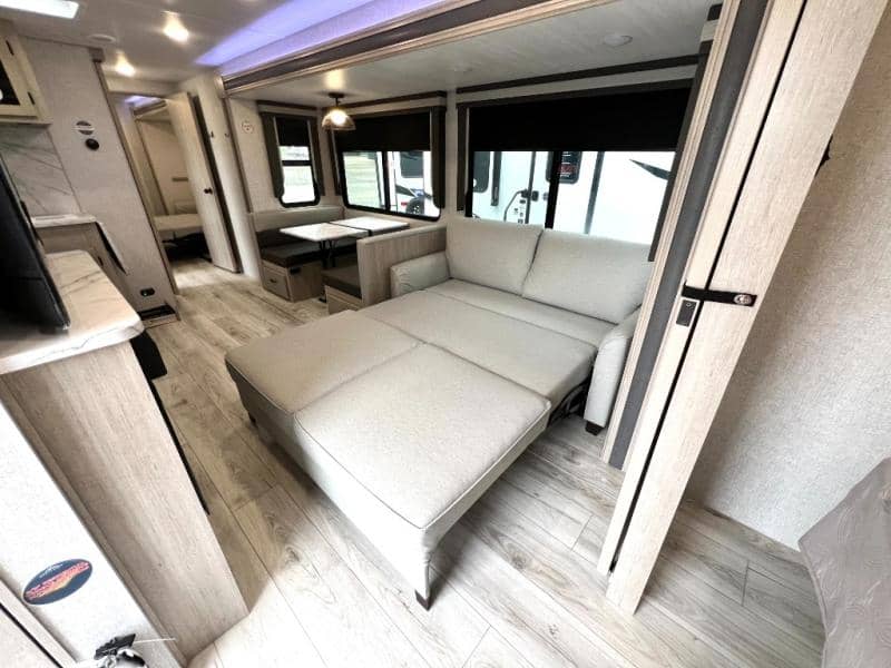 2025 East to West 2025 East to West Alta - thumbnail 47