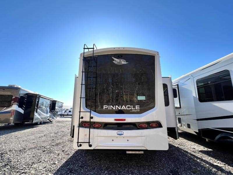 2025 Jayco 2025 Jayco Pinnacle - thumbnail 7
