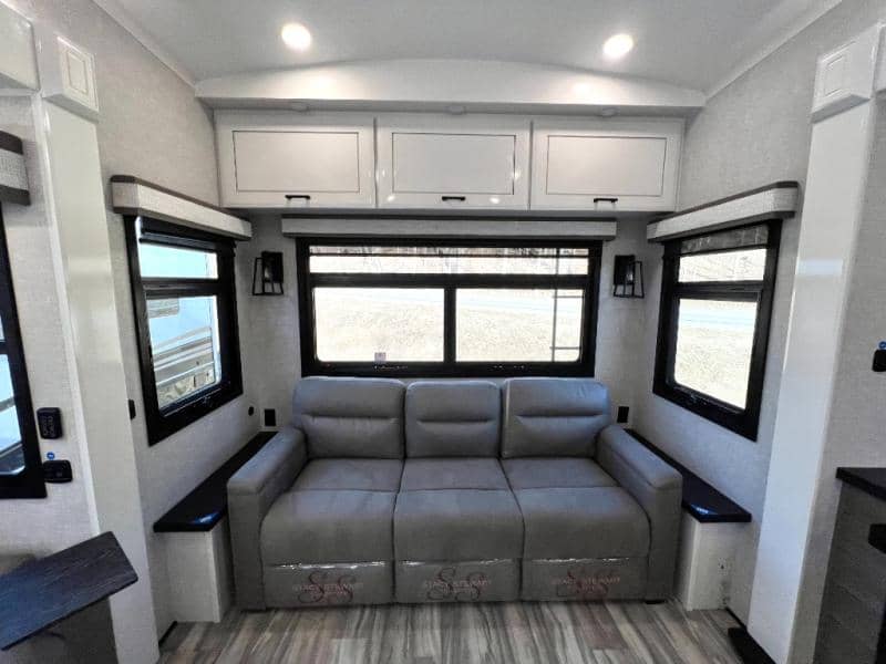 2025 Jayco 2025 Jayco Pinnacle - thumbnail 36