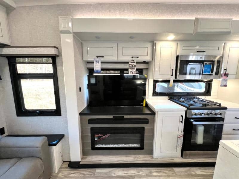 2025 Jayco 2025 Jayco Pinnacle - thumbnail 38