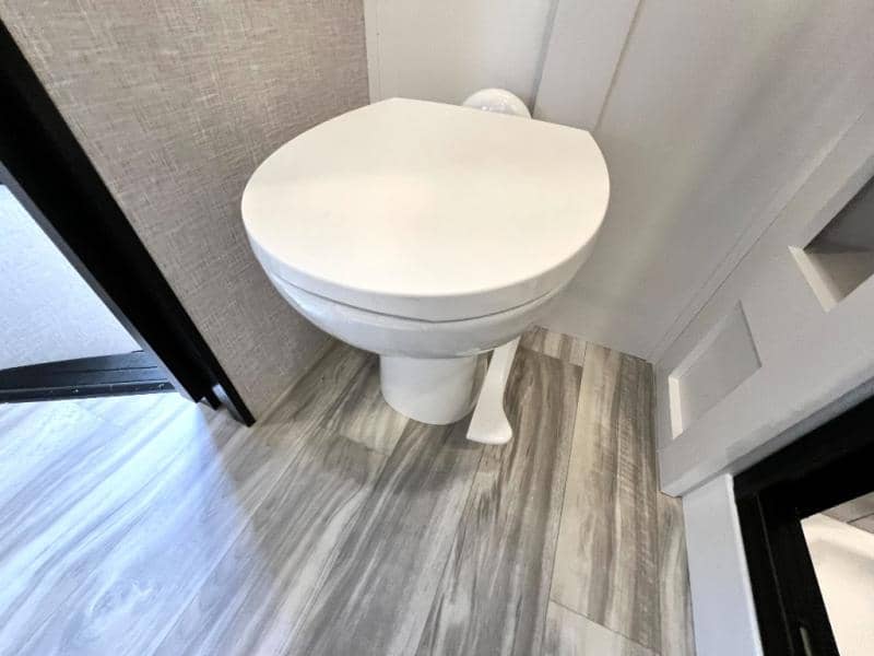 2025 Jayco 2025 Jayco Pinnacle - thumbnail 46